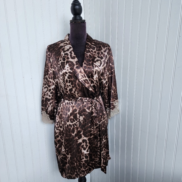 Jones New York Satin Brown Black Cheetah Leopard Robe Kinomo Lace Sleeve S / M - Picture 1 of 13